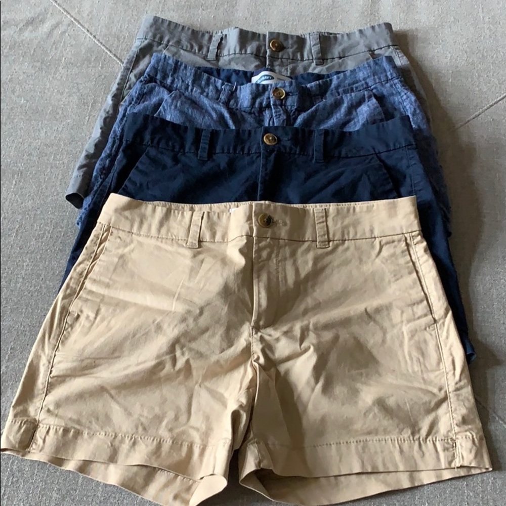 🎉Women’s Everyday Shorts in good used condition.